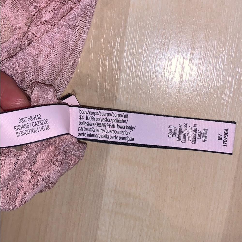 VICTORIA’S SECRET Sheer Lace & Tulle Bodysuit - Picture 10 of 11